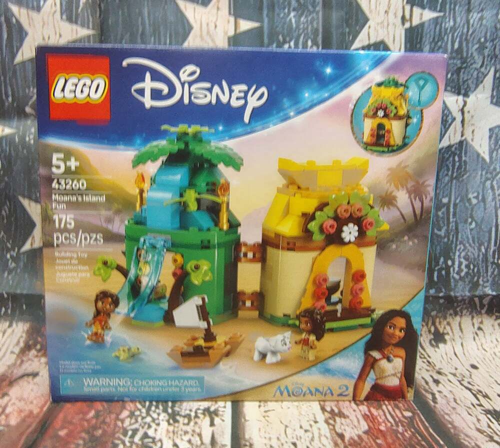 LEGO Disney Moana's Island Fun Building Toy Princess Playset 43260 SEALED NEW